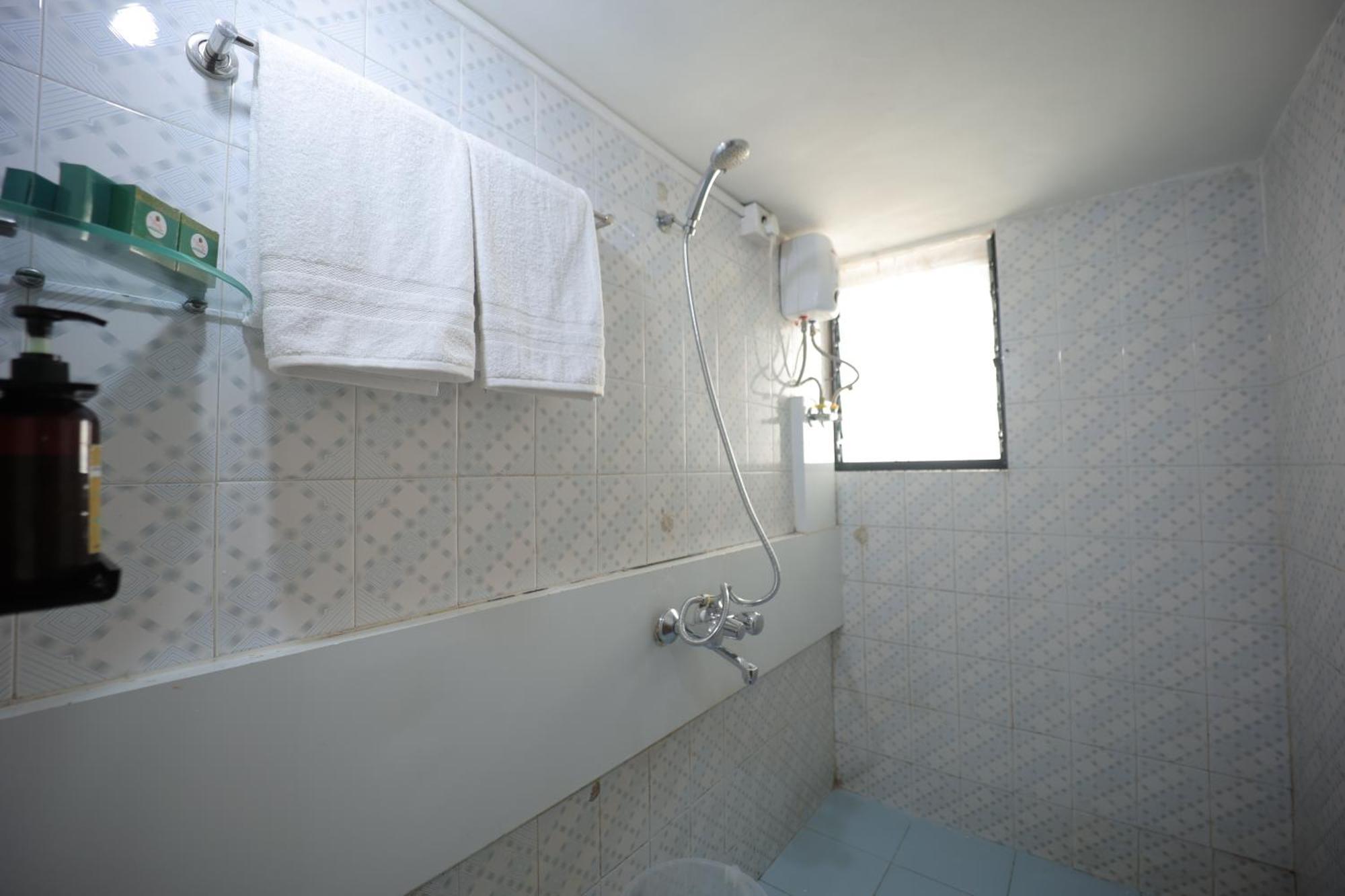 The Byke Studio Pure Veg Apartment, Thane Eksteriør billede